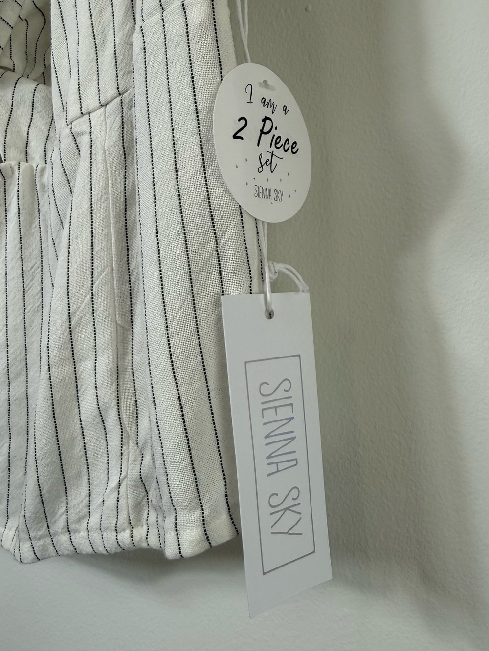 Sienna Sky Pinstripe Twist Front Cutout Cami Top XL Coastal Linen Blend - Picture 4 of 8